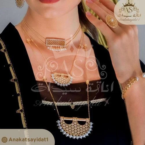 أساور حلق سلسلة في متجر أناقة سيدات للاكسسوارات في السعودية