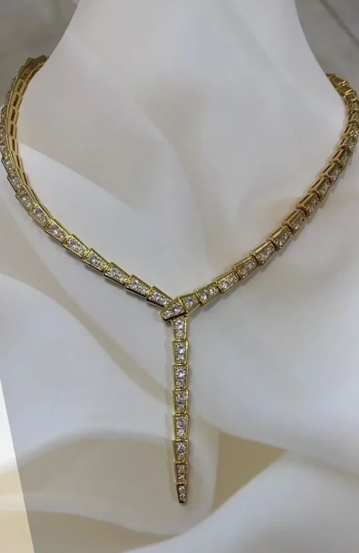 سلسال ستايل الالماس