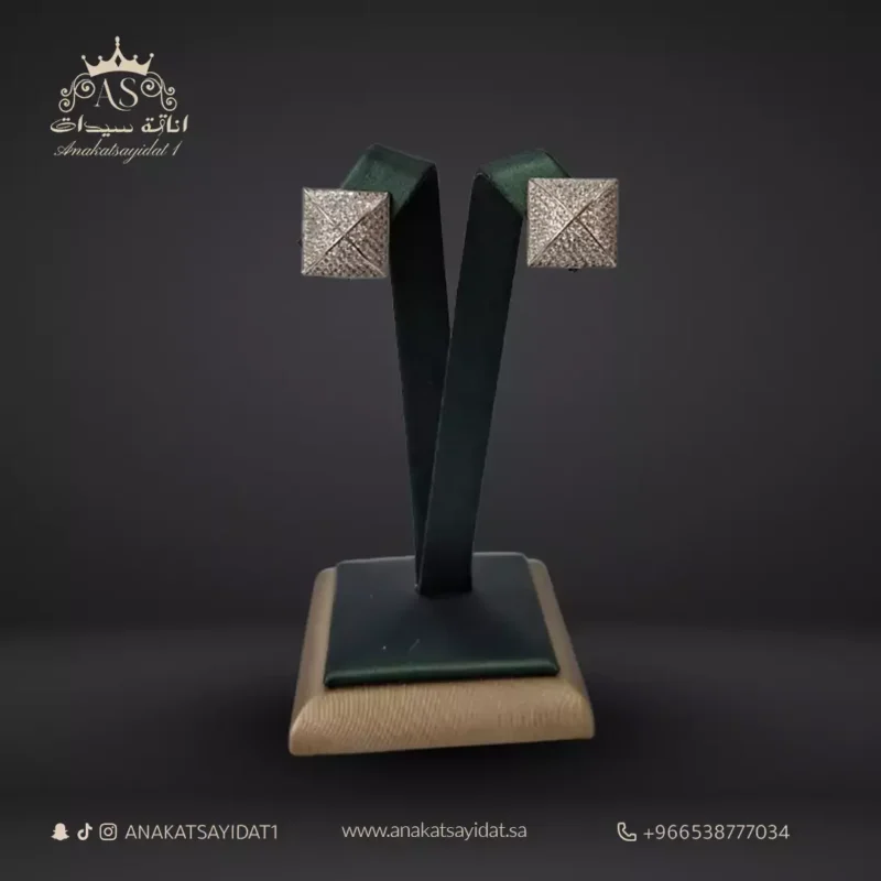 حلق أناقة سيدات متجر اكسسوارات في السعودية