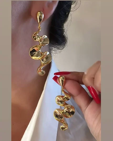 حلق يتايل ذهب مطلي ذهب عيار ١٨